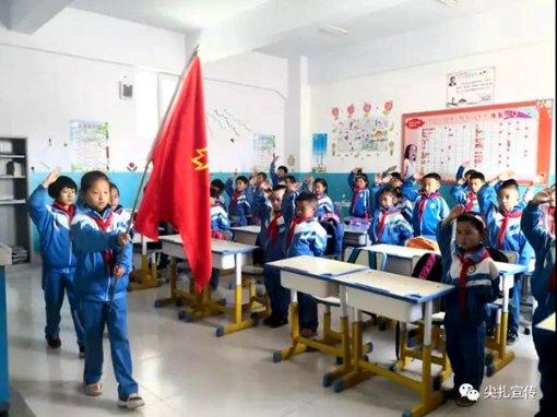 逃出豪华宫殿