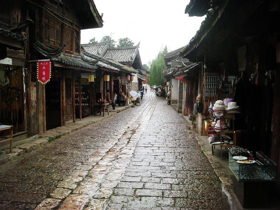 摩娜的时尚装扮